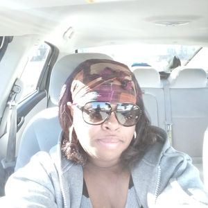 Meet your Posher, Jeanetta